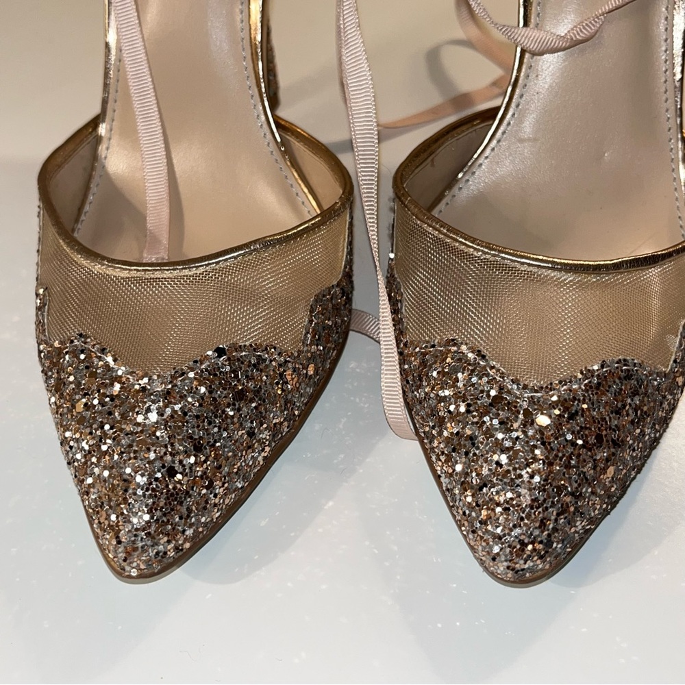 Betsey Johnson Womens Stela Pointed Toe Ankle Strap, Champagne Glitter, Size 7.5 - Picture 6 of 9